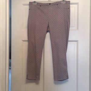 Hue Polka Dot Capris